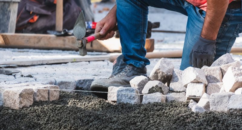 ukladanie kostki granitowej przebieg